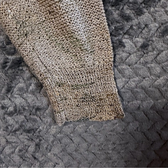 Sioni Flower Lightweight Layered Sweater size medium - Picture 7 of 13